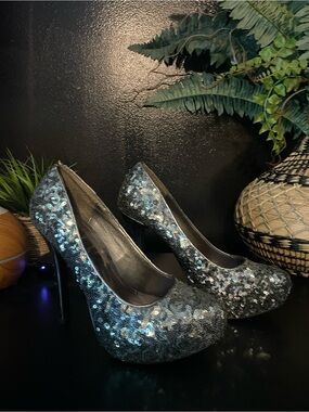 Sequin Platform High Heels in Silver